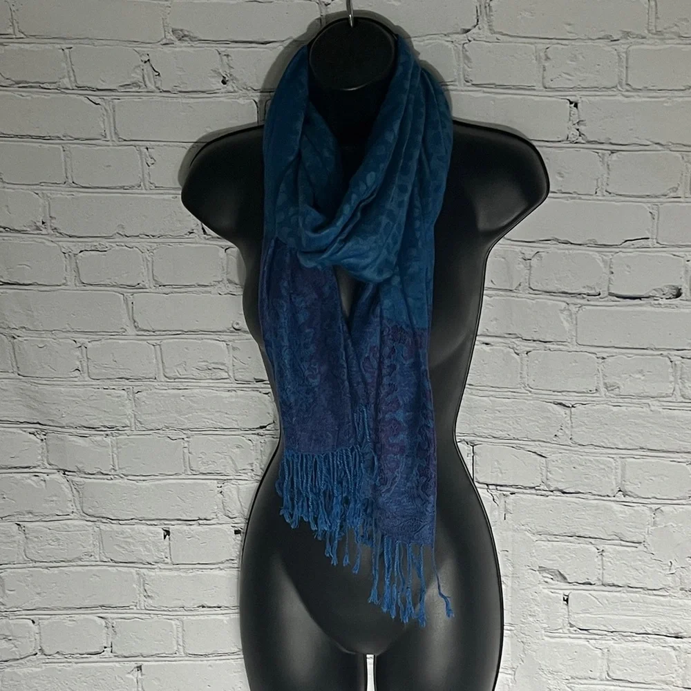 Elegant Blue  100%Cashmere Afghan Scarf